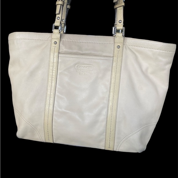 Coach Handbags - COACH sand beige full grain cowhide leather large tote purse-pre owned-vintage